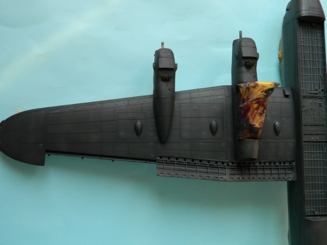 AVRO LANCASTER Mk.III. Tamiya 1/48° - Page 11 7ugk8u