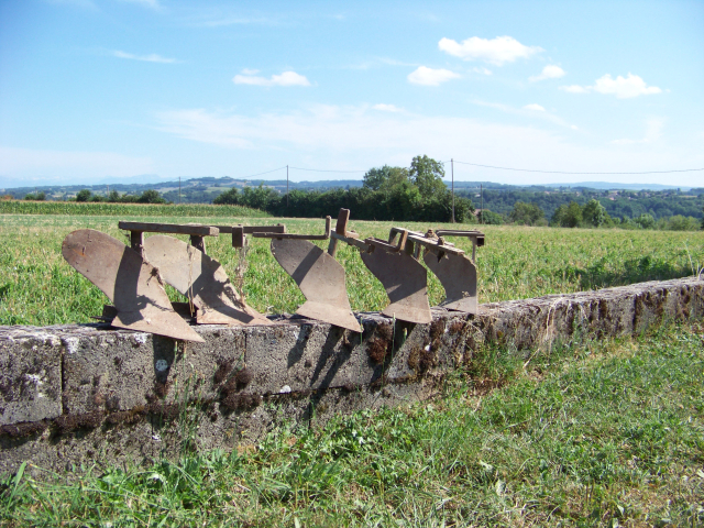 Quelques ferrailles à vendre  5xkcx4