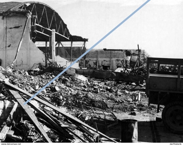 Bombardement du 27 mai 1944 à Marseille (13) Np7yq9